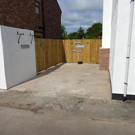Pet Friendly Beautiful Detached Cottage Close To Spurn Point, Easington And Withersea Кингстън ъпон Хъл Екстериор снимка