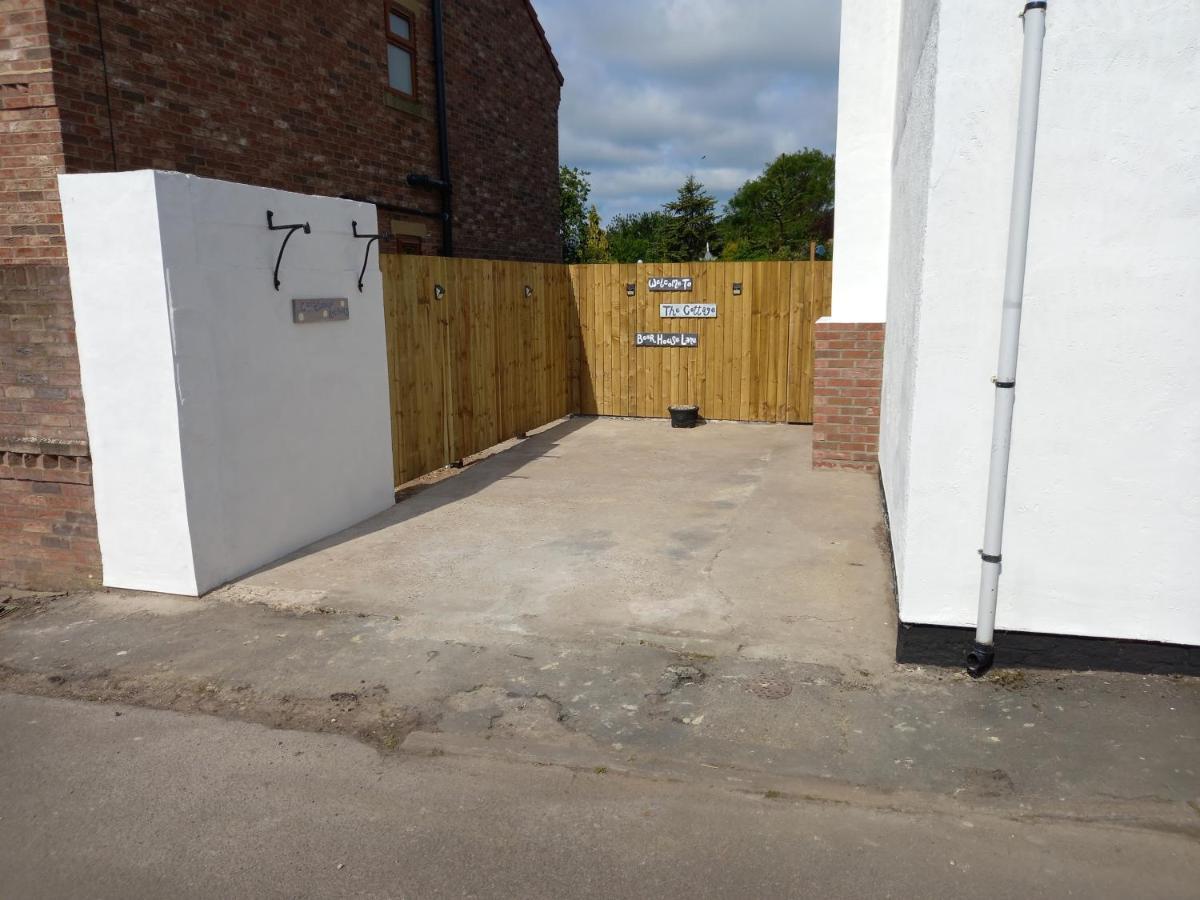 Pet Friendly Beautiful Detached Cottage Close To Spurn Point, Easington And Withersea Кингстън ъпон Хъл Екстериор снимка