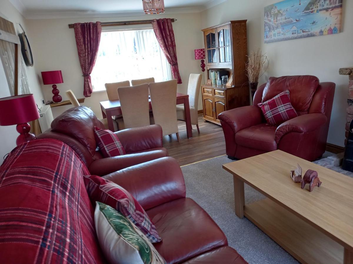 Pet Friendly Beautiful Detached Cottage Close To Spurn Point, Easington And Withersea Кингстън ъпон Хъл Екстериор снимка