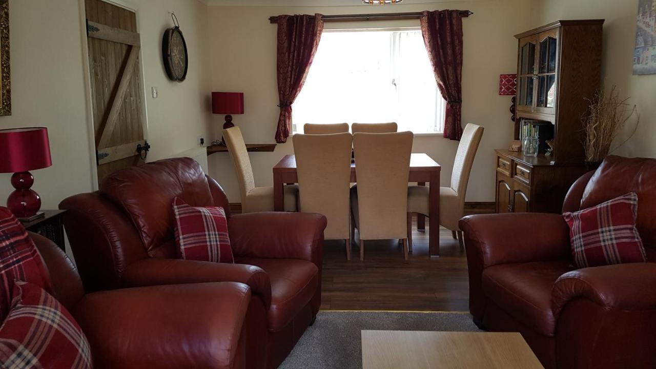 Pet Friendly Beautiful Detached Cottage Close To Spurn Point, Easington And Withersea Кингстън ъпон Хъл Екстериор снимка