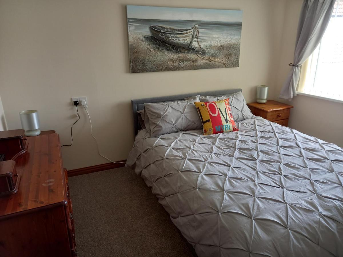 Pet Friendly Beautiful Detached Cottage Close To Spurn Point, Easington And Withersea Кингстън ъпон Хъл Екстериор снимка