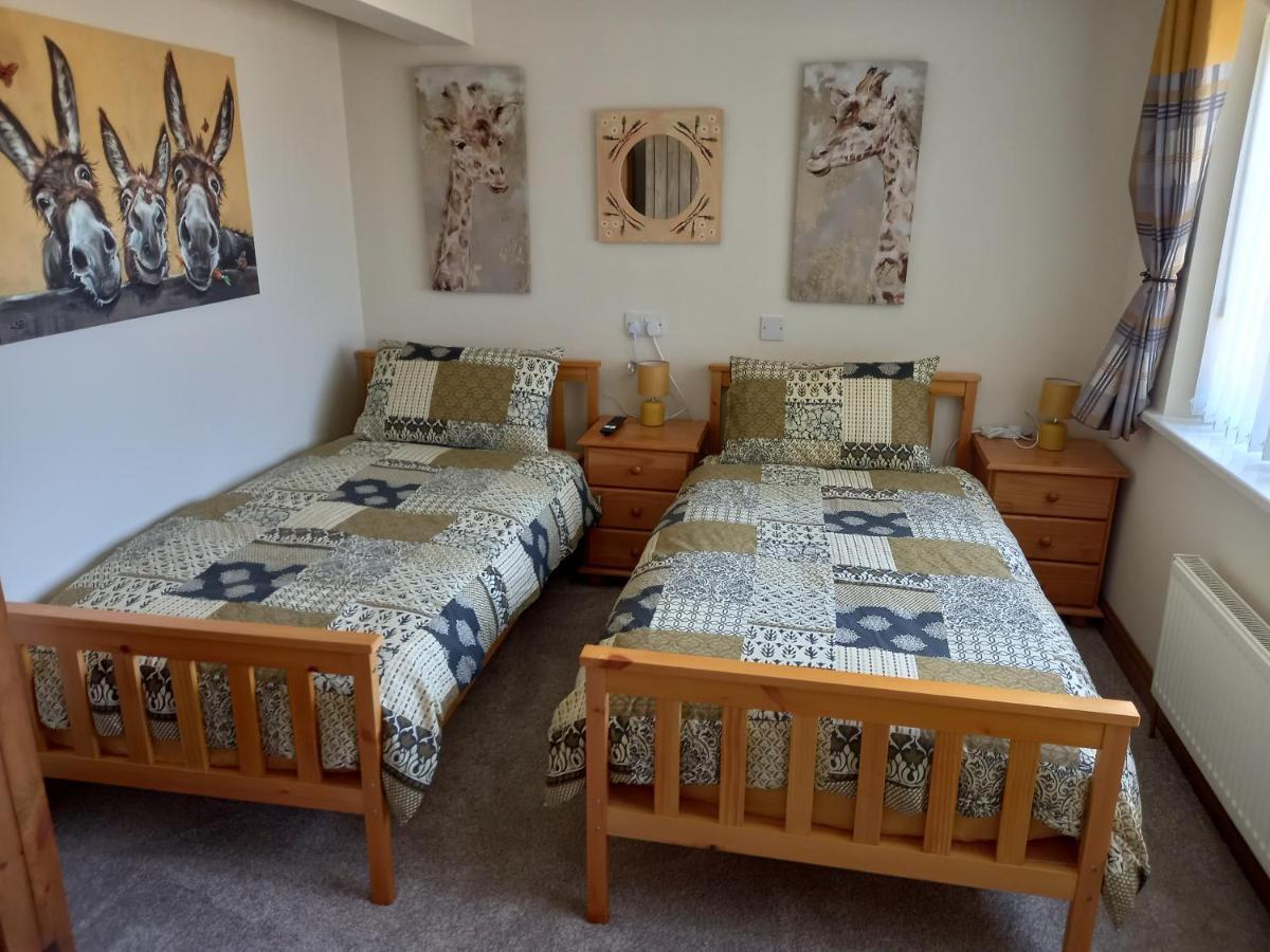 Pet Friendly Beautiful Detached Cottage Close To Spurn Point, Easington And Withersea Кингстън ъпон Хъл Екстериор снимка