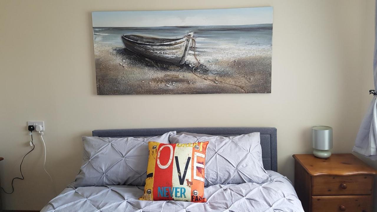 Pet Friendly Beautiful Detached Cottage Close To Spurn Point, Easington And Withersea Кингстън ъпон Хъл Екстериор снимка